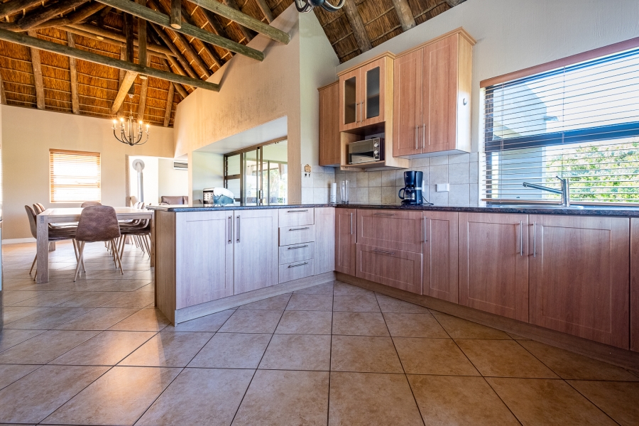 To Let 3 Bedroom Property for Rent in Wilderness Central Western Cape